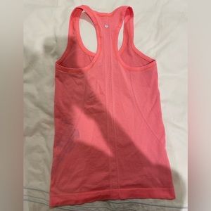 Lululemon swifty tech tank